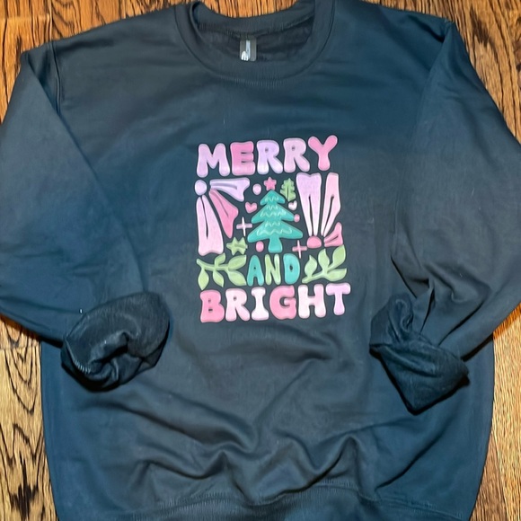 🆕Merry & Bright Pink Bible  / Sweatshirt Crewneck / Holiday Christmas Sweater - Picture 3 of 6